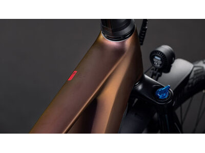 Cube Kathmandu Hybrid Pro 800 click to zoom image