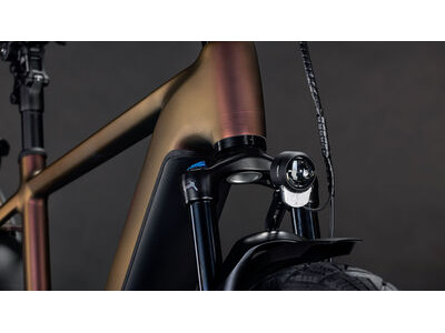 Cube Kathmandu Hybrid Pro 800 click to zoom image