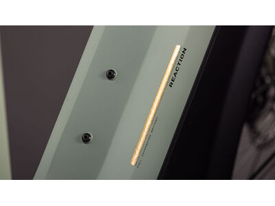 Cube Reaction Hybrid Pro 800 Fe click to zoom image