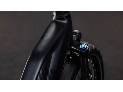 Cube Kathmandu Hybrid Pro 800 click to zoom image