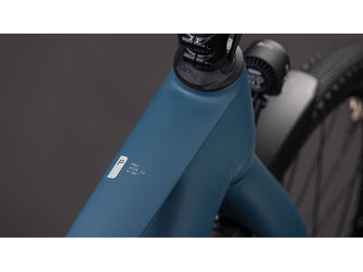 Cube Kathmandu Hybrid C:62 Pro 400x click to zoom image