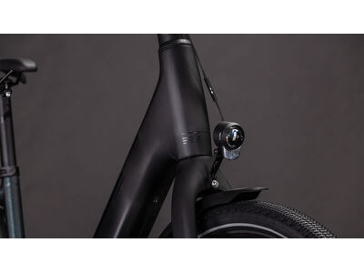 Cube Kathmandu Hybrid C:62 Slx 400x click to zoom image