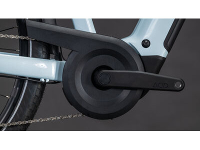 Cube Touring Hybrid One 600 click to zoom image