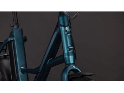 Cube Compact Hybrid 545 click to zoom image