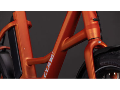 Cube Compact Hybrid 545 click to zoom image