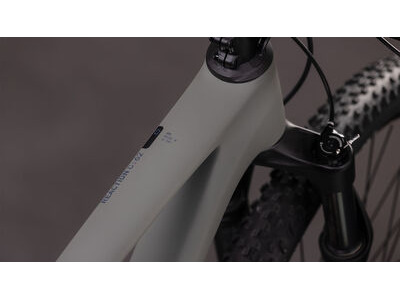 Cube Reaction C:62 One click to zoom image