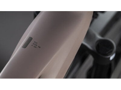 Cube Kathmandu Hybrid Exc 800 click to zoom image