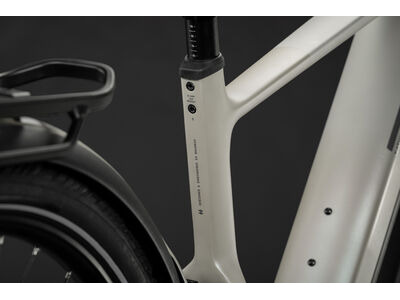 Cube KATHMANDU HYBRID ONE11 HPC SLT 800 click to zoom image